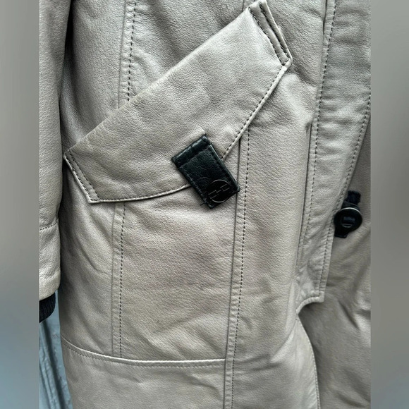 Danier Leather Winter Parka, size XXS - Picture 9 of 14